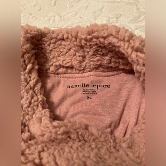 NWT. Nanette Lepore Pullover Sweater. Size XL - Picture 5 of 7